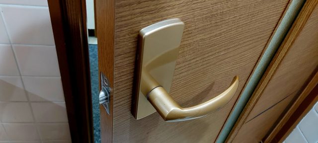 空き巣に狙われやすいマンションって？注意点と防犯対策とは？