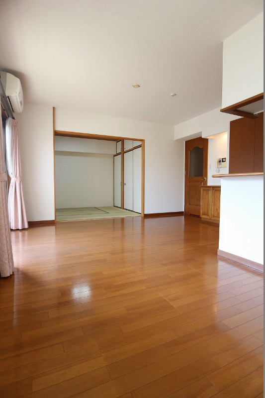 サンライフ大手町 リビング