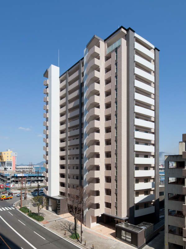 小倉駅北口より徒歩5分