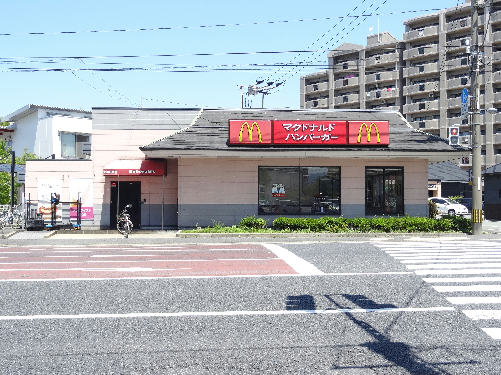 グリーンコートⅢ番館 ﾏｸﾄﾞﾅﾙﾄﾞ 3号線則松店