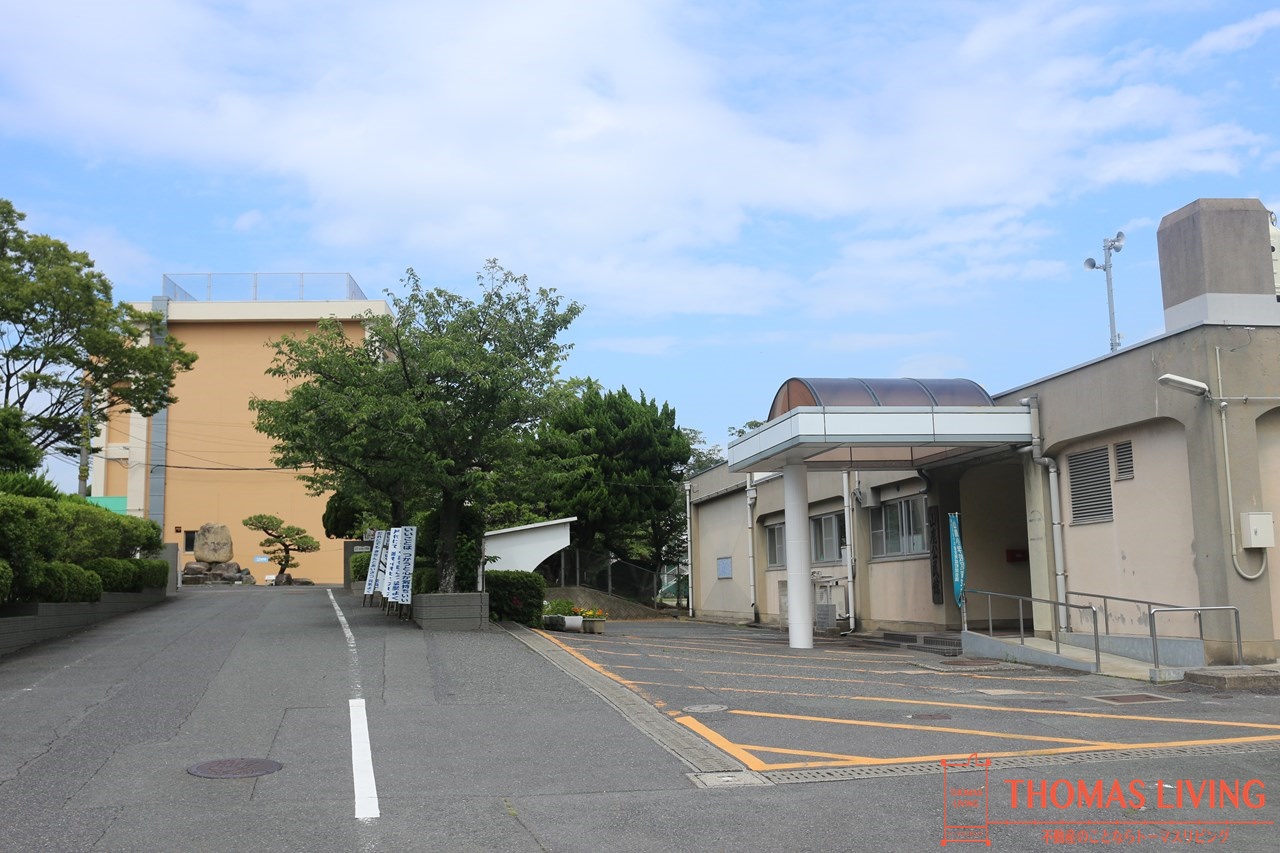 サングレイス B棟 芦屋町立山鹿小学校