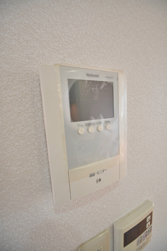 コンフォール A棟 インターホン