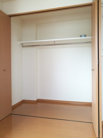 ヴァンソレーユ B棟  実際の写真を準備中の為、同シリーズの写真でご参考下さい。