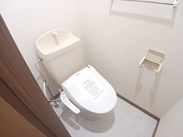 メゾン・ボー　E棟 トイレ