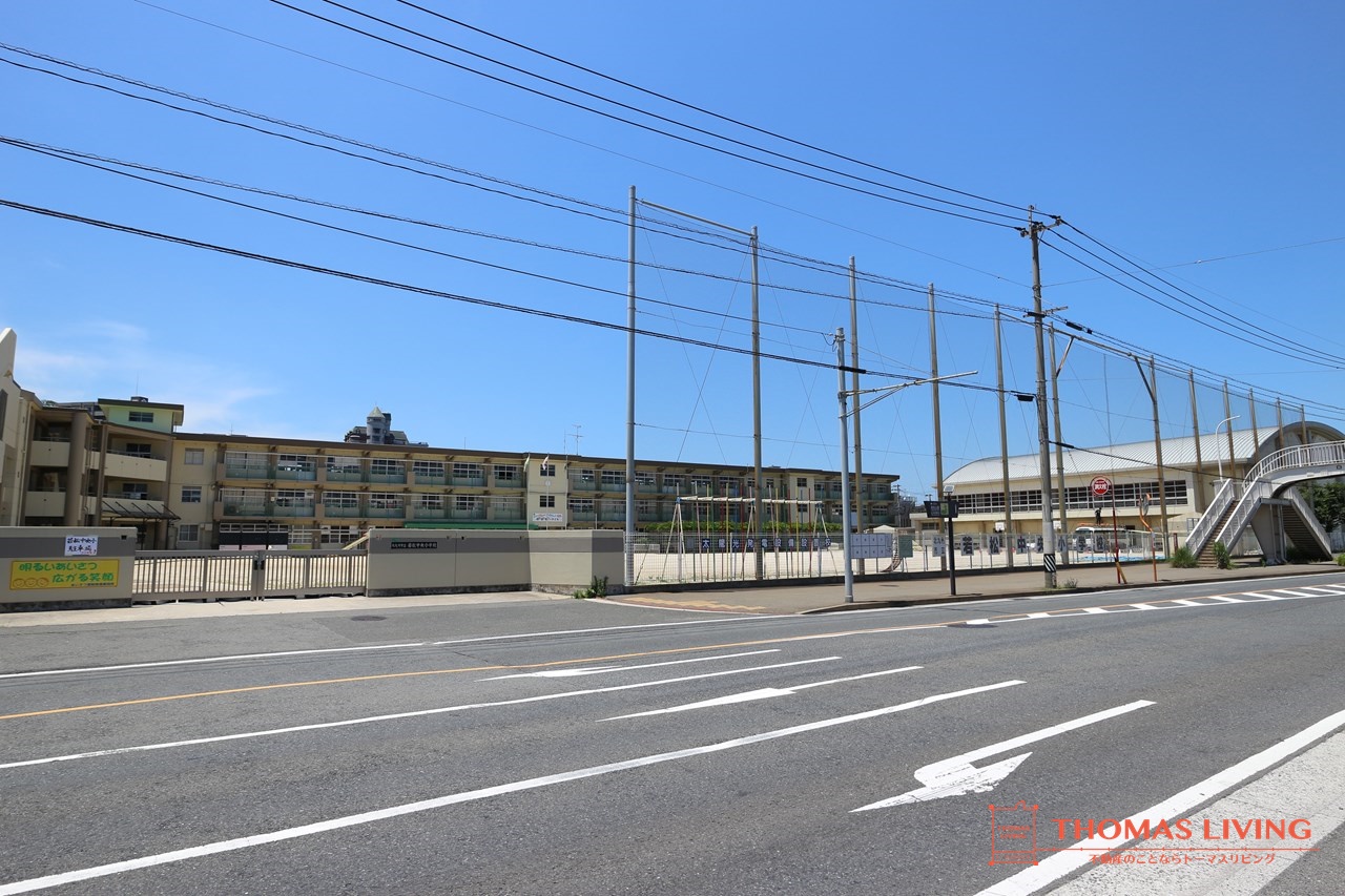 愛暮利伊フォーチュン北湊 I 北九州市立若松中央小学校