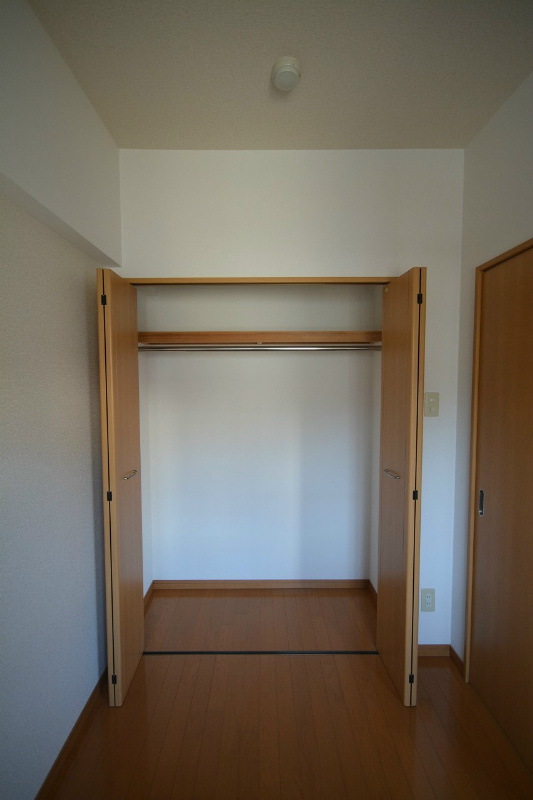 出屋敷館 収納