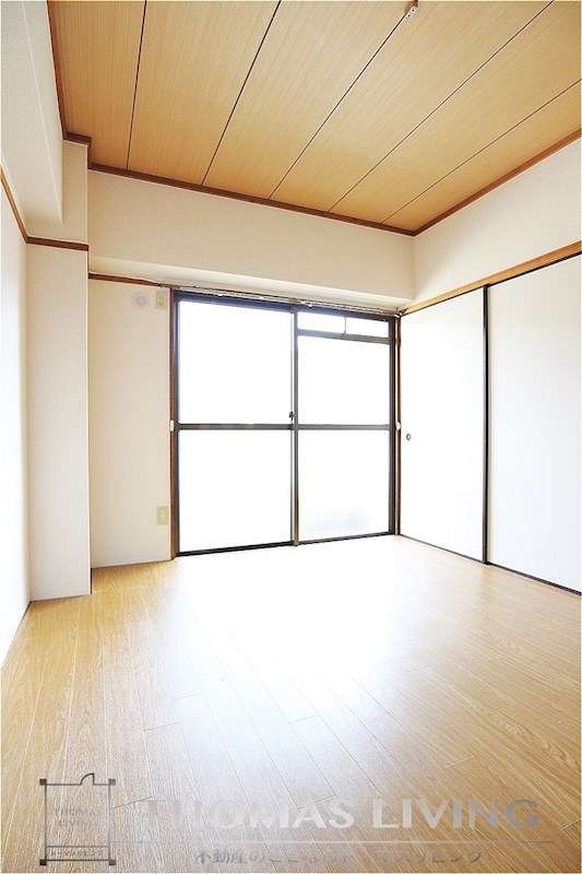 クレベール青山 光もしっかり差し込み明るいお部屋になっております。