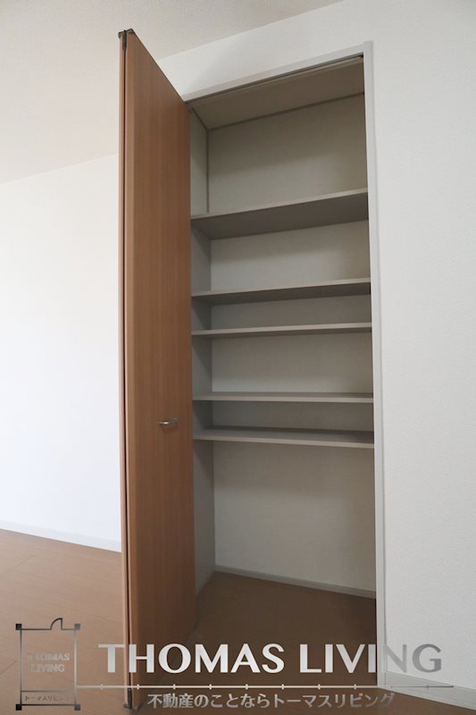 シャーメゾン中井 収納