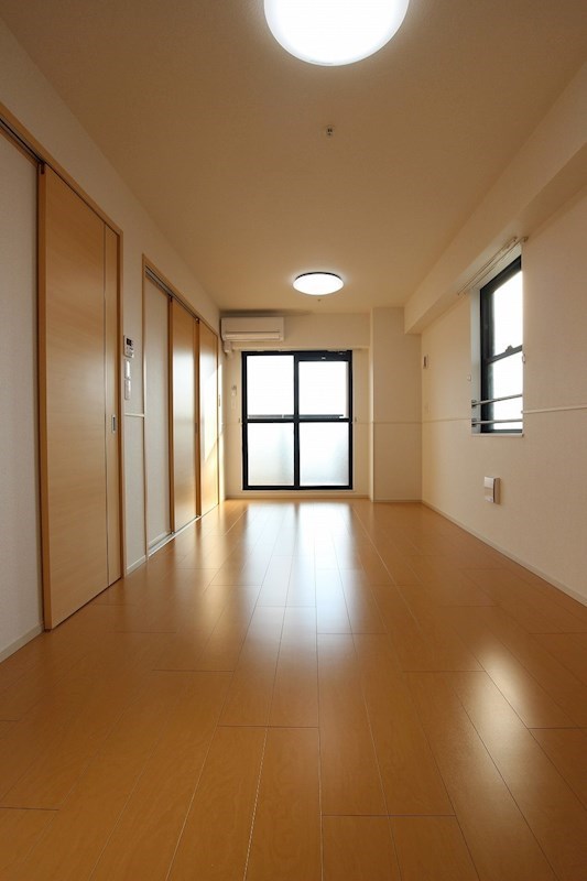 クルーズ・グラン・アリビオ 角部屋で日当たり良好なリビングです。