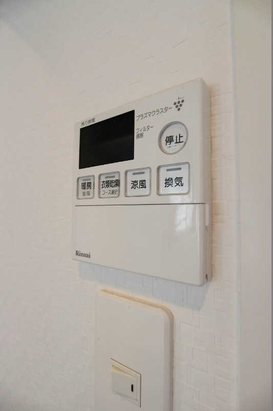 アンテス上到津  浴室乾燥機です。雨の日の洗濯も出来るので本当に便利です。