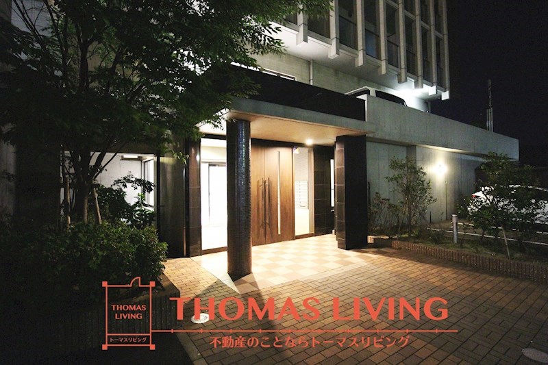 THE SQUARE KOBAI PREMIUM エントランス