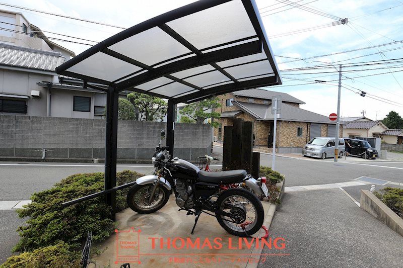 セジュール原町 駐輪場