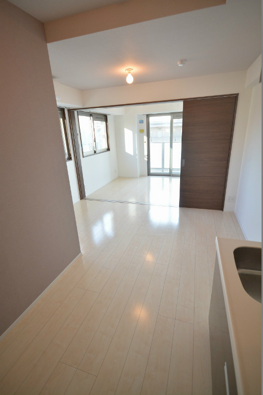 レジナスイート田町 明るいお部屋が人気です。