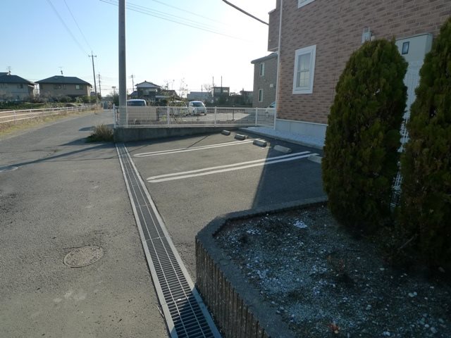 パエーゼ 駐車場