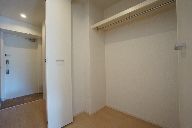 ポスカート　F. ※別号室の写真です。