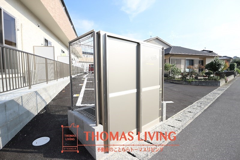 黒潮 建設中で写真を準備中の為、同シリーズの写真でご参考下さい。ゴミステーション。