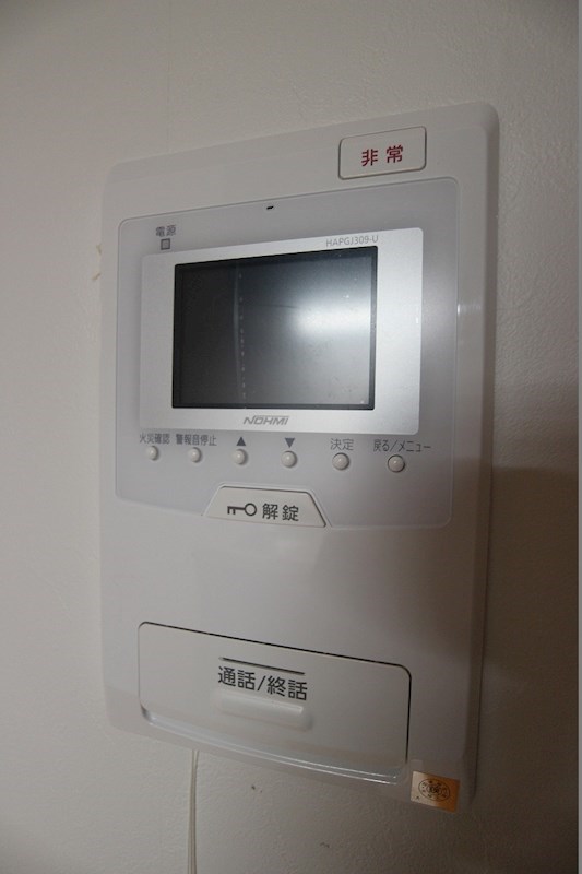 THE SQUARE Grand　Residence 来客者の確認が出来て嬉しいTVモニターホンです。