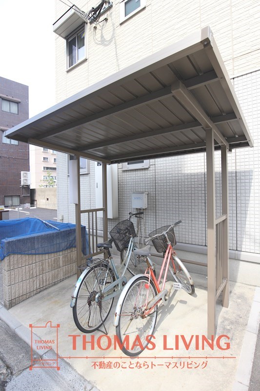 アヴェニュー西神原  駐輪場