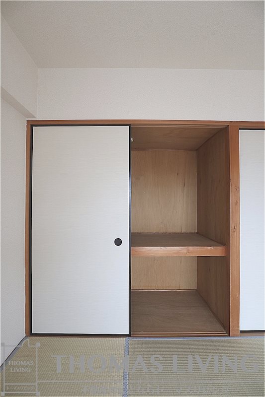 シャトレ中井  収納