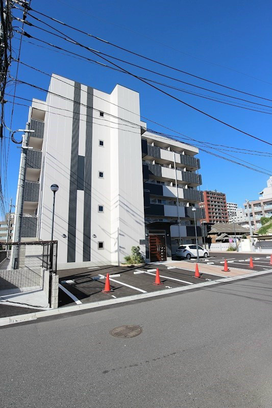 Forest courtⅠ サンリブまで徒歩2分と立地条件も優れております。