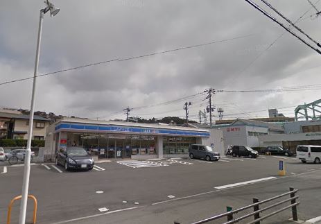 ナンダテビル ﾛｰｿﾝ 八幡枝光二丁目店