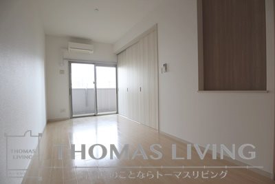 ウイングス八幡駅前 カウンターキッチンでリビングを見渡せます。