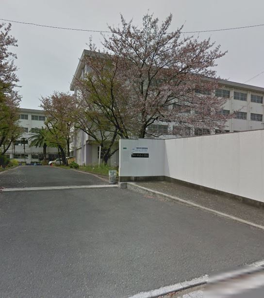マイネ・ツィンマー  北九州市立中原小学校