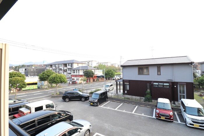 グランドゥール田中 駐車場