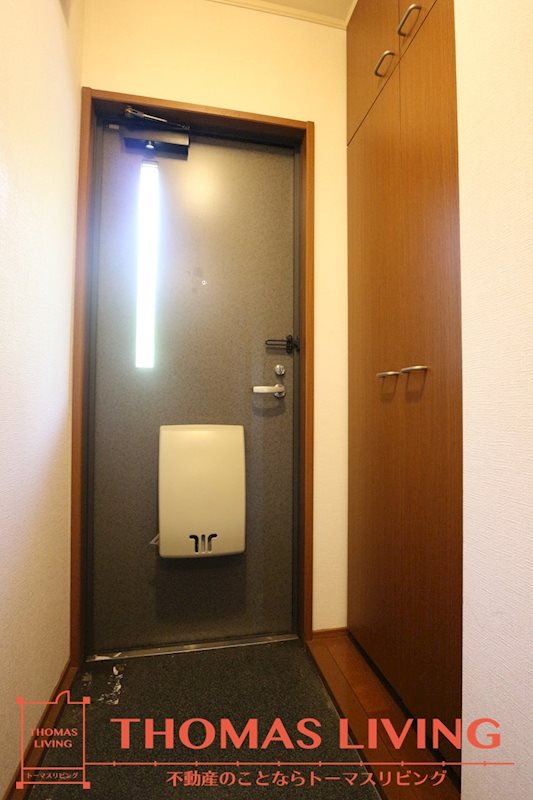 ヒルズリバーサイド B棟 玄関