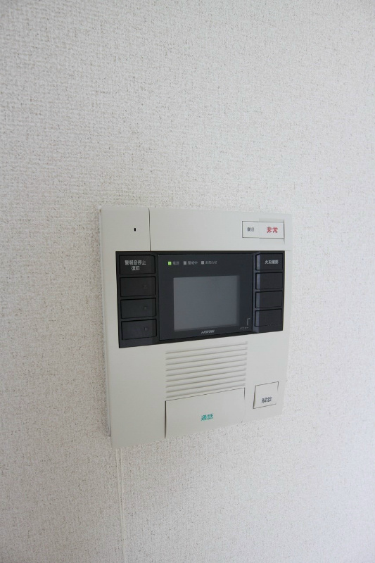 S-FORT小倉 安心安全のオートロック付物件です。