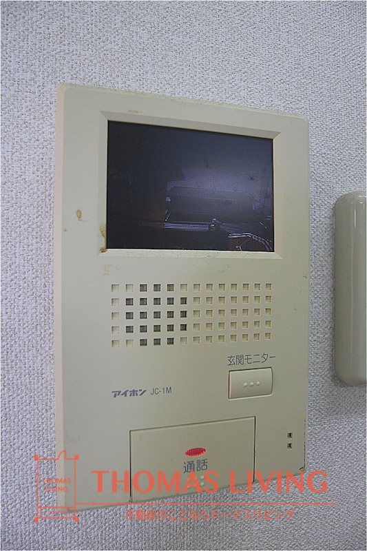 ウインズヒル明里Ⅱ TVインターホンで来客確認が出来ます。