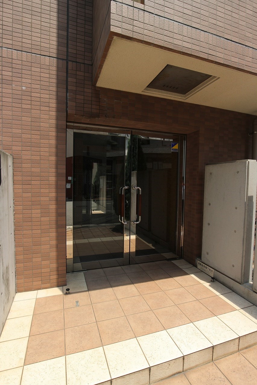 アネシス片野 ALSOK対応のマンションです。