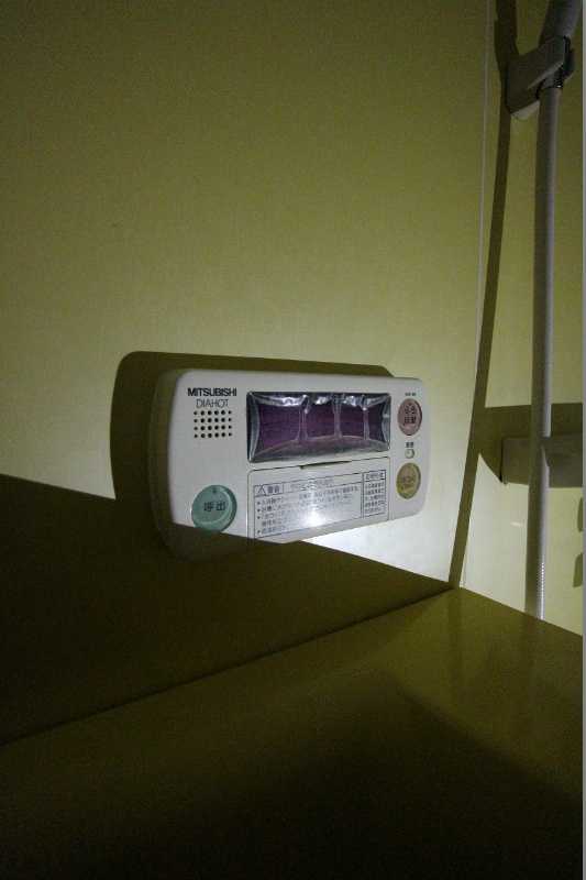 グッドシティ下富野 電気回線が開通していない為、暗いですが、ご了承下さい。