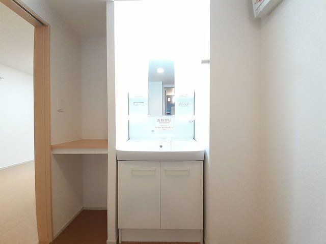 ベルデュールⅢ 洗面所