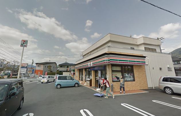 クリエースト ｾﾌﾞﾝｲﾚﾌﾞﾝ 小倉沼本町店