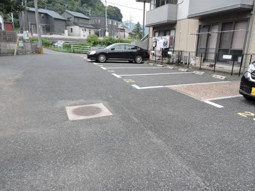 オー・ボアパティール　Ｃ棟  駐車場