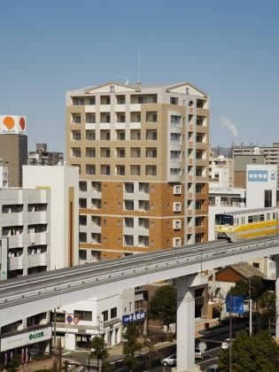 サンシャインⅢ   都市近郊です。
