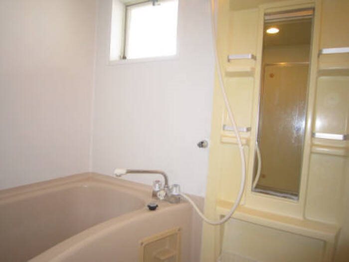 グランディール行橋　C棟 バス・シャワールーム