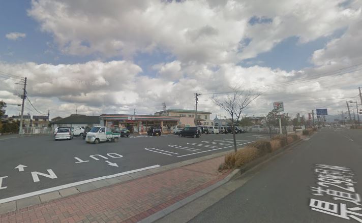 メゾン・ボー　E棟 ｾﾌﾞﾝｲﾚﾌﾞﾝ 遠賀今古賀店