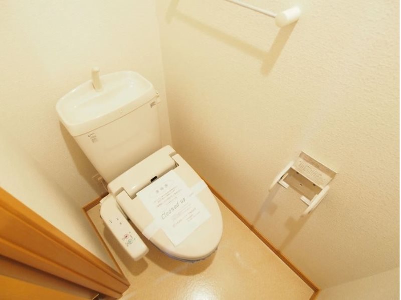 サニーコートY・H いつでも暖かい温水洗浄便座です。