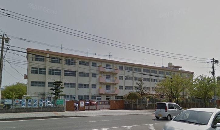 サンウッドヒカリ 北九州市立八枝小学校
