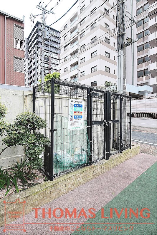 ダイナコートピア黒崎Ⅱ 敷地内にゴミ捨て場があります。