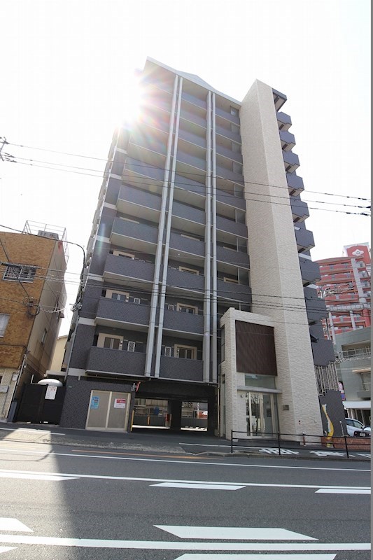 ミーナ原町 人気エリアに建つオートロック付マンションです。