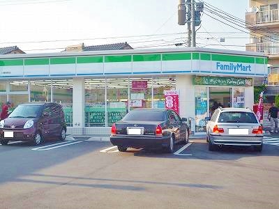 Vida,Valuge A棟 ﾌｧﾐﾘｰﾏｰﾄ 八幡御開店