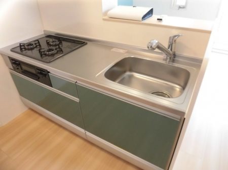 セジュールＫ　D棟 キッチン。３口グリル。文句なし！