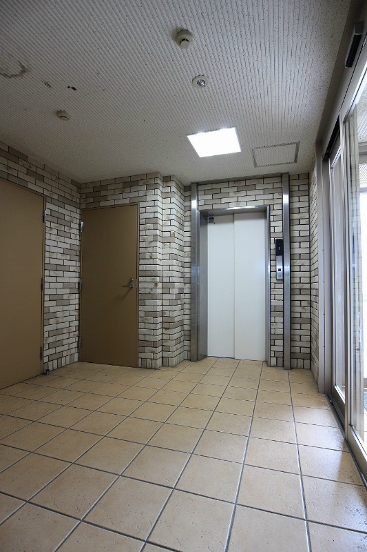 サンシティ・アヴァンテ 安心のオートロック付きマンションです♪