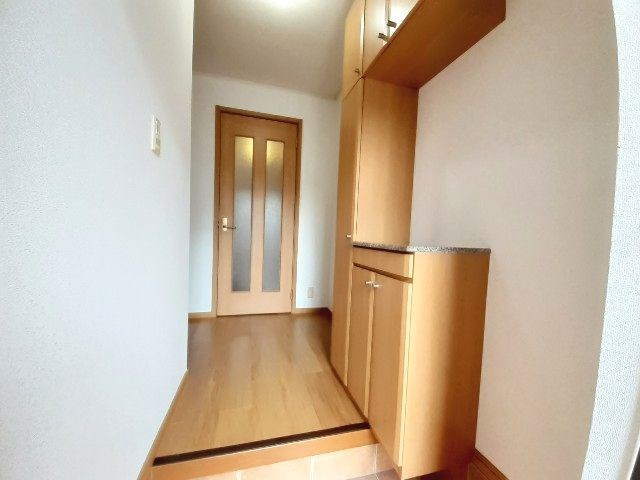 ウッド　クリーク　テラス　C 下駄箱あり