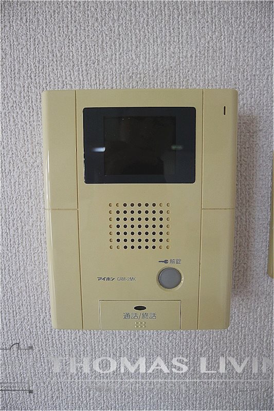 カントリー祇園 モニター付インターホンで来客確認が出来ます。