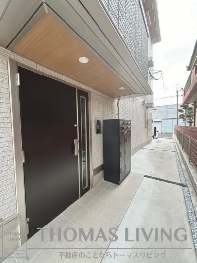 Ｄ-ＲＯＯＭ中原西 エントランス