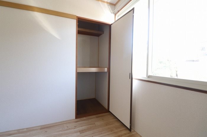 グランディール行橋　B棟 収納